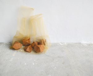 eintüten und eintüllen