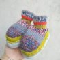 gestrickte Hüttenschuhe für schnelle Füßchen